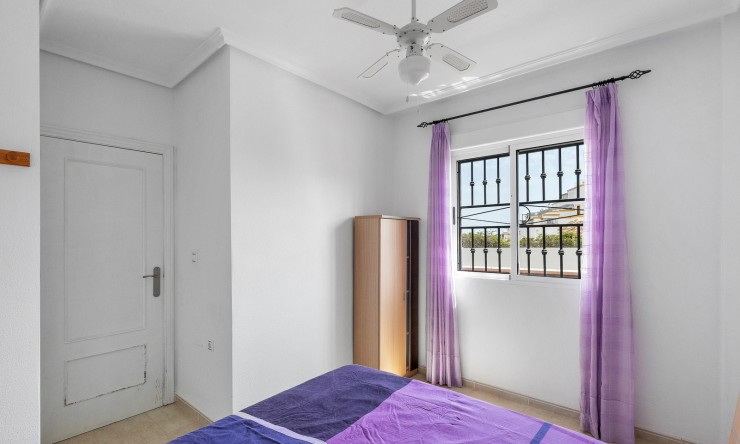 Resale - Apartment -
Orihuela Costa - Los Altos