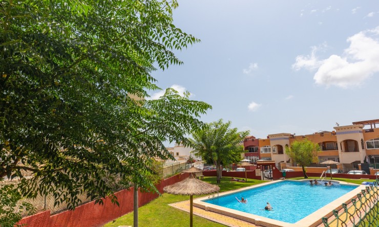 Resale - Apartment -
Orihuela Costa - Los Altos