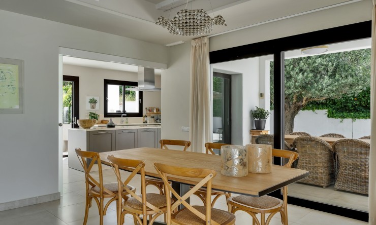 Resale - Villa -
Jávea / Xàbia - Portichol - Balcón al Mar