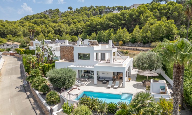 Resale - Villa -
Jávea / Xàbia - Portichol - Balcón al Mar