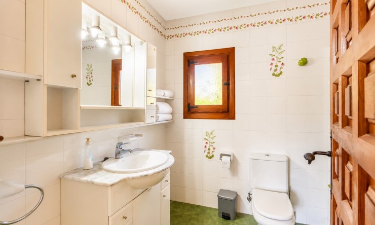 Resale - Villa -
Jávea / Xàbia - Portichol - Balcón al Mar