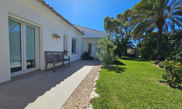 Herverkoop - Villa -
Benisa