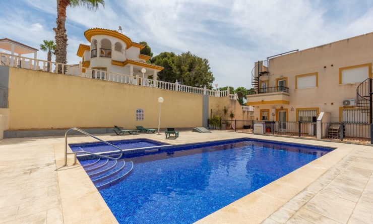Resale - Apartment -
Orihuela - Villamartin