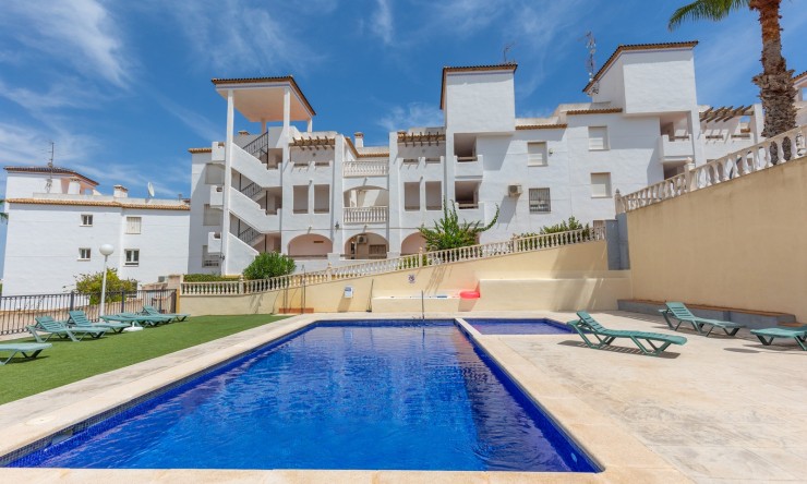 Resale - Apartment -
Orihuela - Villamartin