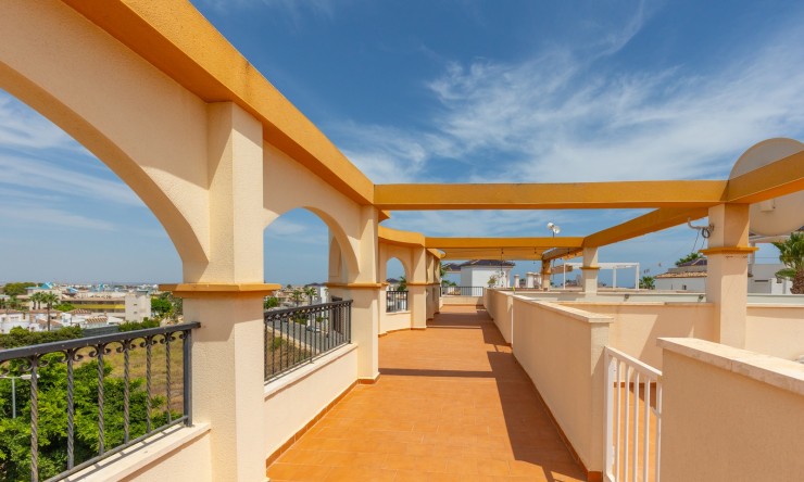 Resale - Apartment -
Orihuela - Villamartin