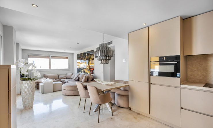 Resale - Apartment -
Torrevieja - Punta Prima