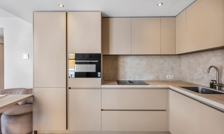 Resale - Apartment -
Torrevieja - Punta Prima