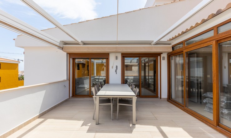 Resale - Apartment -
Torrevieja - Punta Prima