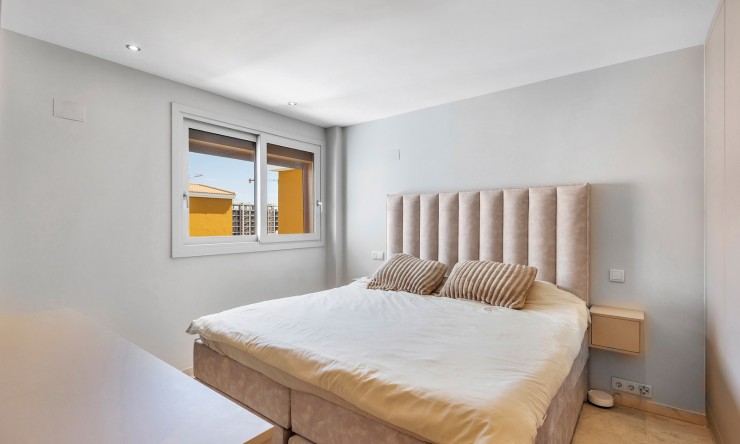 Resale - Apartment -
Torrevieja - Punta Prima