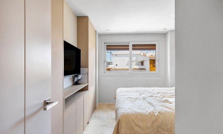 Resale - Apartment -
Torrevieja - Punta Prima