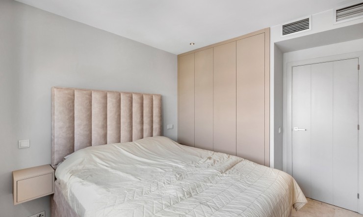 Resale - Apartment -
Torrevieja - Punta Prima