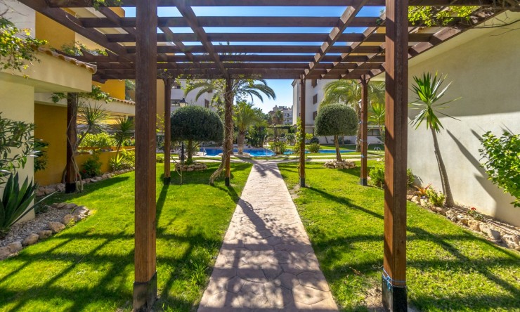 Resale - Apartment -
Torrevieja - Punta Prima