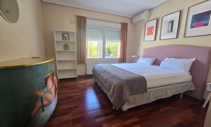 Short Term Rental - Villa -
Altea