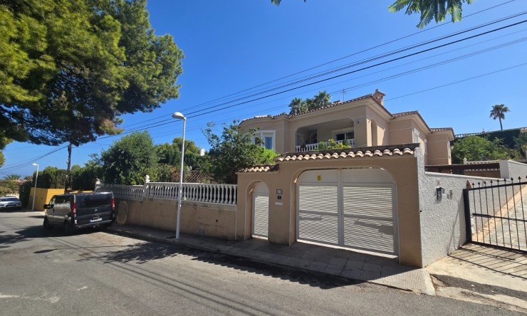 Short Term Rental - Villa -
Altea