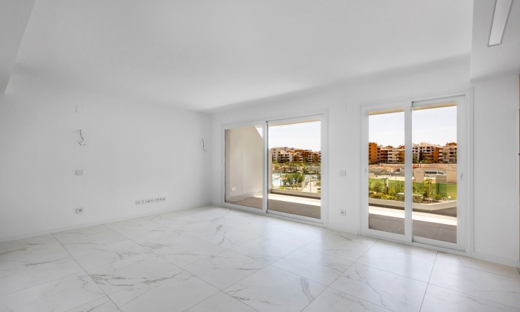 Resale - Apartment -
Torrevieja - Punta Prima