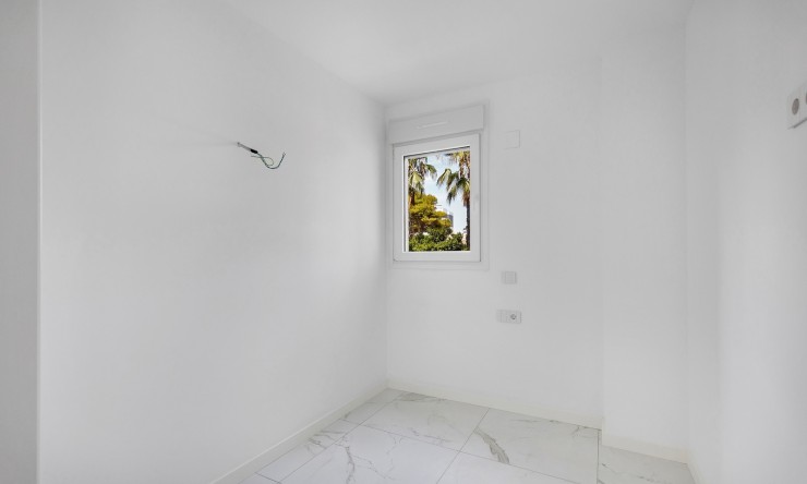 Resale - Apartment -
Torrevieja - Punta Prima