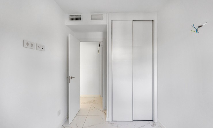 Resale - Apartment -
Torrevieja - Punta Prima