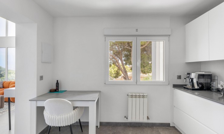 Resale - Villa -
Torrevieja - Los Balcones