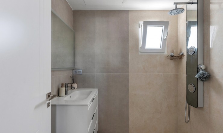 Resale - Villa -
Torrevieja - Los Balcones