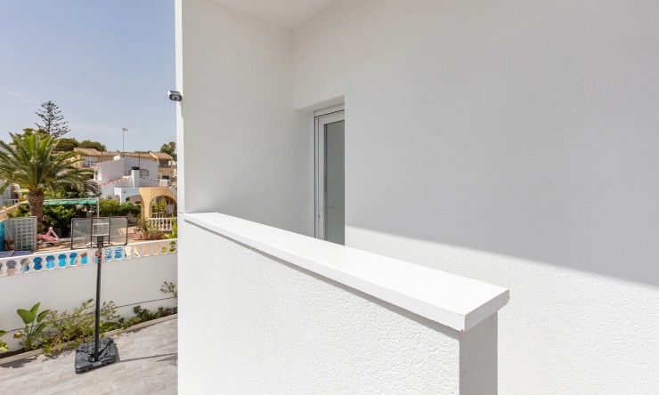 Resale - Villa -
Torrevieja - Los Balcones