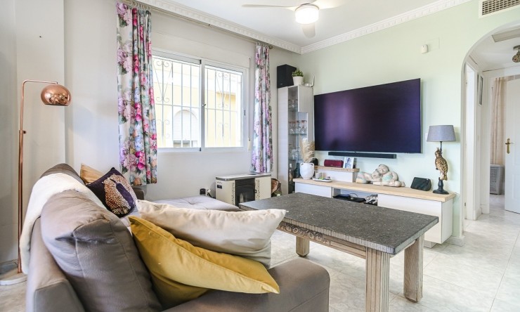 Resale - Villa -
SAN FULGENCIO - urb.la marina