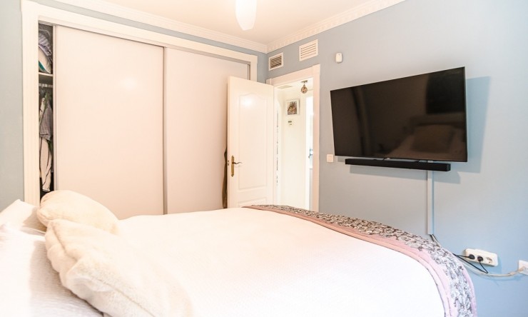 Resale - Villa -
SAN FULGENCIO - urb.la marina