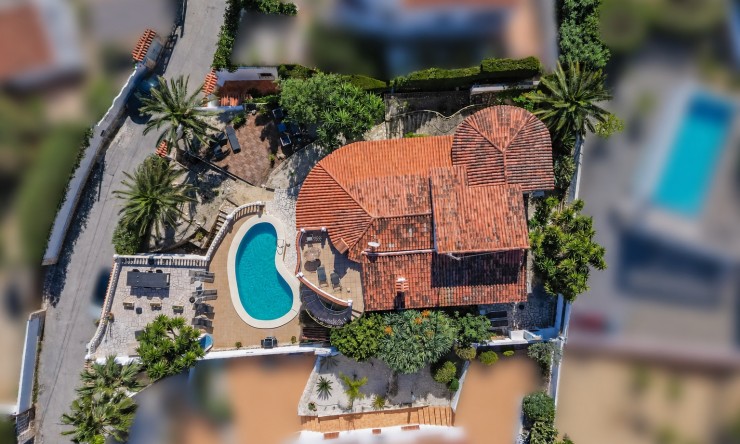 Resale - Villa -
Benissa - Buenavista