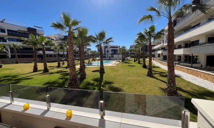 Resale - Apartment -
Los Altos