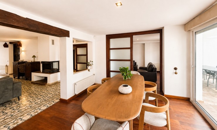 Revente -  -
Altea