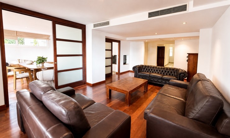 Revente -  -
Altea