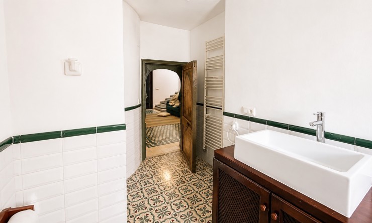 Revente -  -
Altea