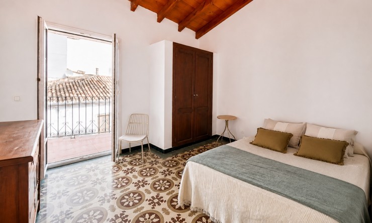 Revente -  -
Altea