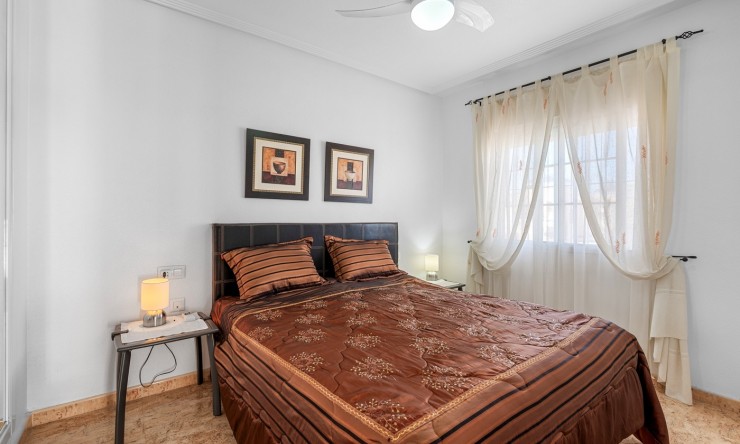 Resale - Villa -
Guardamar del Segura