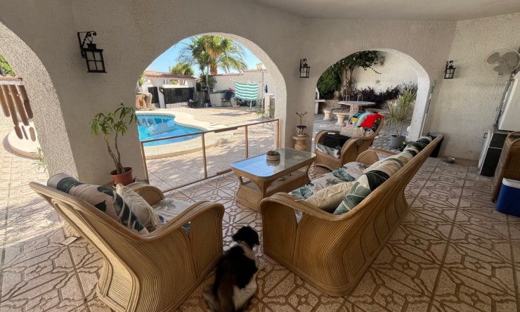 Resale - Villa -
L'Alfàs del Pi - Escandinavia - Cautivador