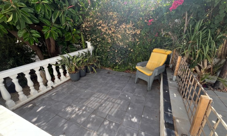 Resale - Villa -
L'Alfàs del Pi - Escandinavia - Cautivador