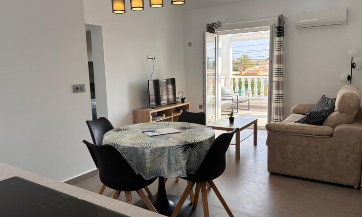 Revente - Appartement -
Orihuela Costa