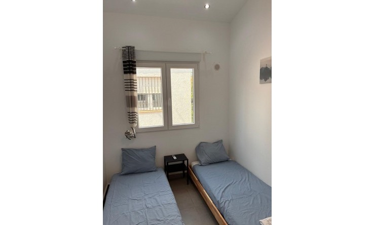 Revente - Appartement -
Orihuela Costa