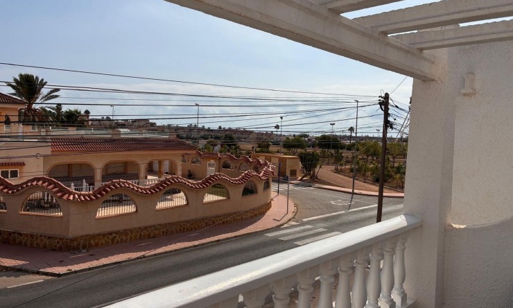 Revente - Appartement -
Orihuela Costa