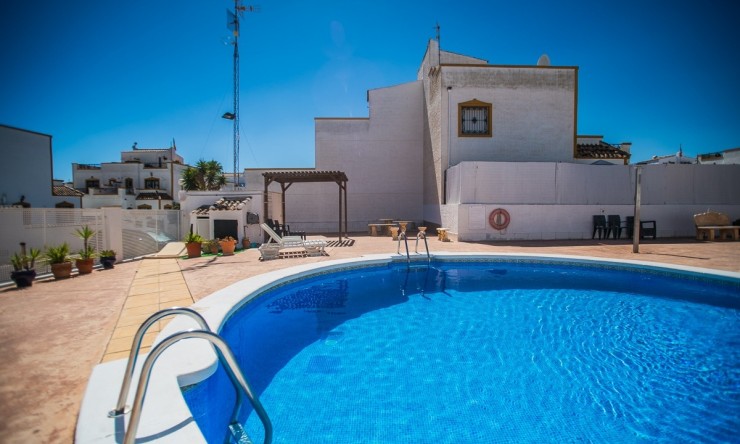 Revente - Villa -
VISTABELLA GOLF - Entre Naranjos