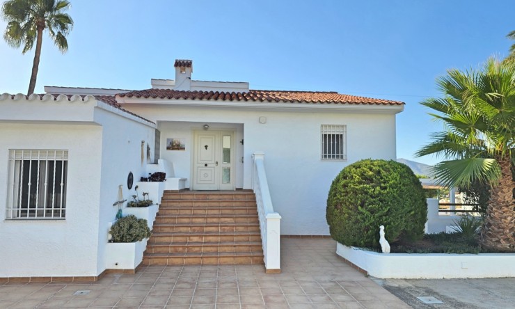 Resale - Villa -
Alfaz del Pi