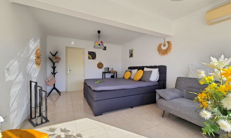 Resale - Villa -
Alfaz del Pi