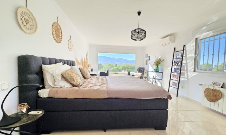 Resale - Villa -
Alfaz del Pi