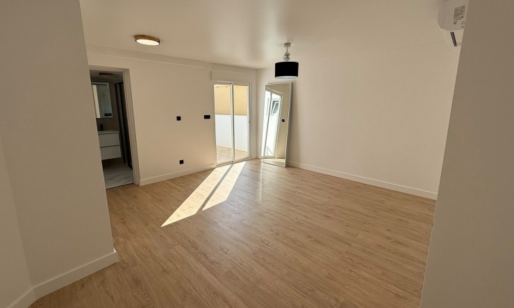 Resale - Villa -
La Nucía - Nucia Park
