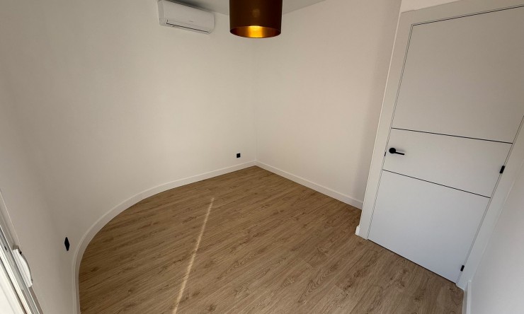 Resale - Villa -
La Nucía - Nucia Park