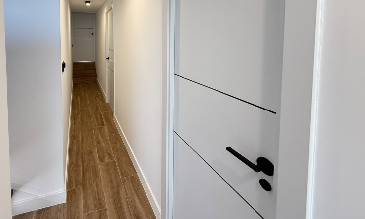 Resale - Villa -
La Nucía - Nucia Park