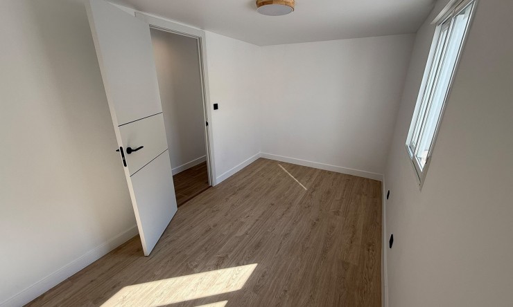 Resale - Villa -
La Nucía - Nucia Park