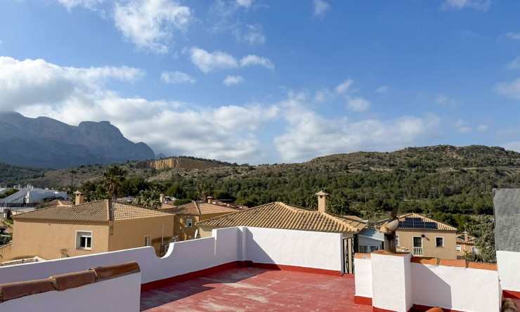 Resale - Villa -
La Nucía - Nucia Park