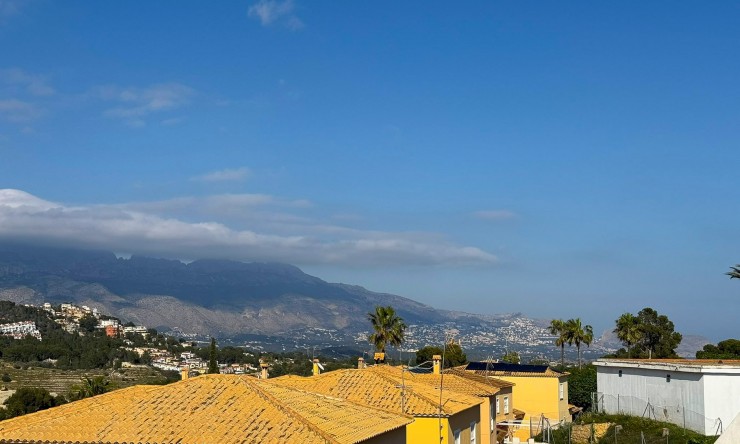 Resale - Villa -
La Nucía - Nucia Park