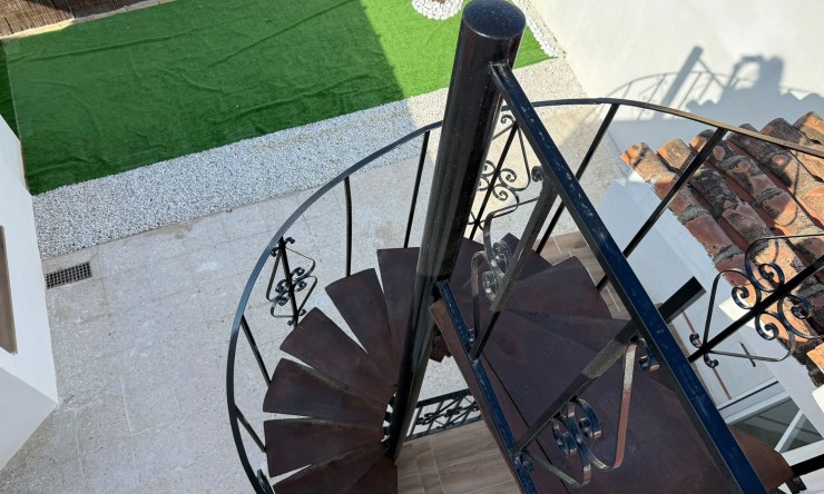 Resale - Villa -
La Nucía - Nucia Park