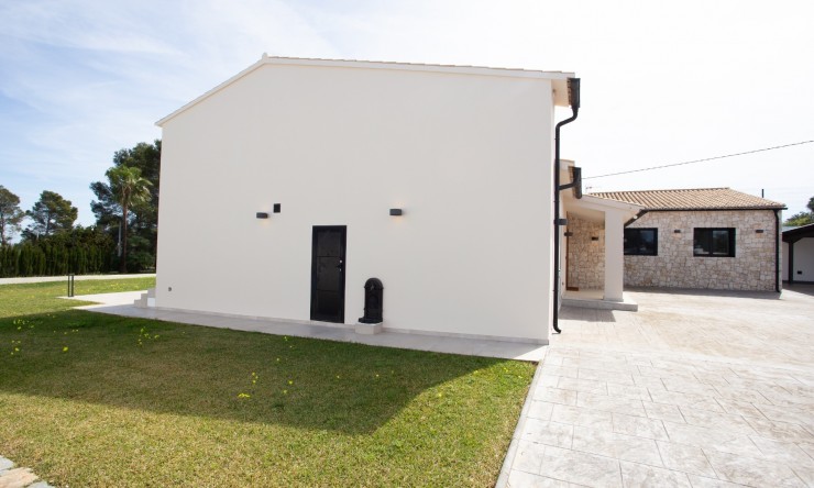 Resale - Villa -
Denia - La Xara - La Sella